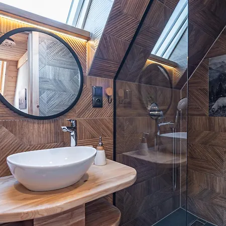 Villa Pod Jaworem Ii Z Balia Jacuzzi Witow (Tatra)